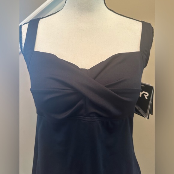 TYR Womens TSTB7A Black Swimwear Solid Twisted Bra Tankini Top Sz#14 NWT - Picture 2 of 10